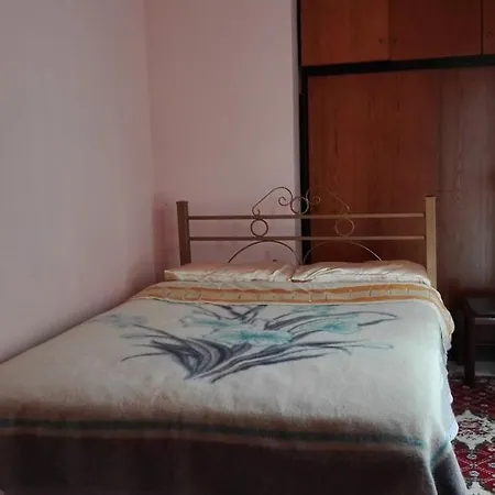 דירה On 4th Floor With A Huge Balcony! 10 Min Away From Metro! סלוניקי