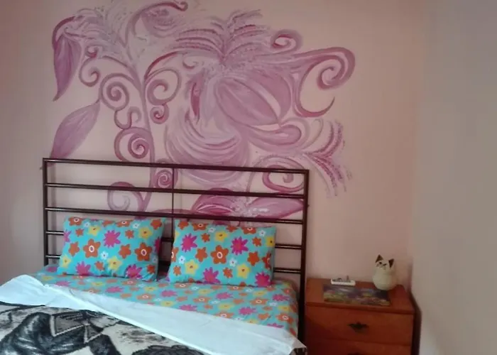 On 4th Floor With A Huge Balcony! 10 Min Away From Metro! Thessaloniki